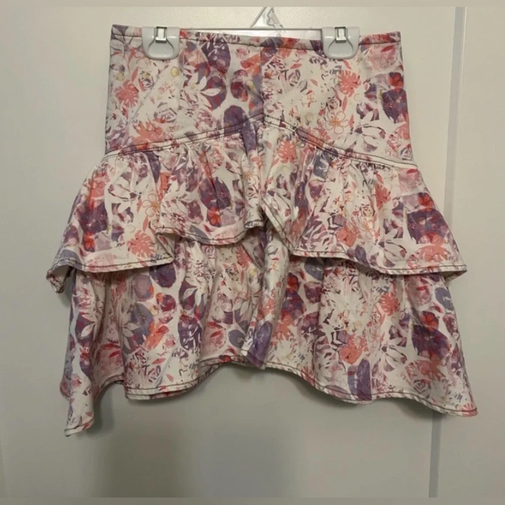 Driftwood Denim Ruffle Skirt in Sweet Romeo White